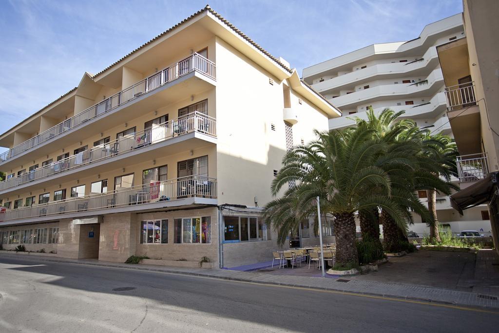 Bj Hostal Bona Vista S'Illot  Exteriör bild